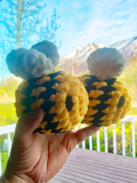 Amigurumi Bumblebees