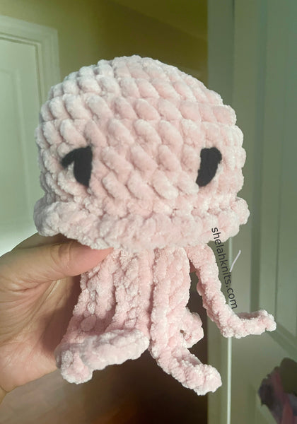 Amigurumi Iggy the Jellyfish