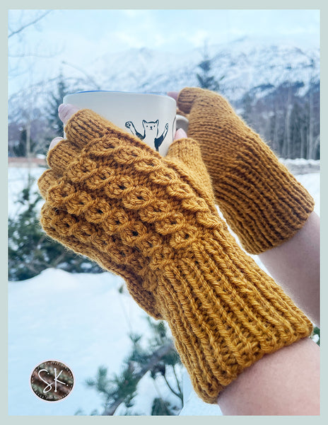 Berry Picker Knit Gloves with Fingerless Option Pattern