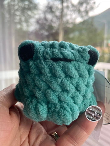 Amigurumi Sitting Frog