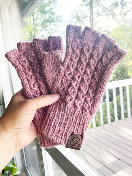 Berry Picker Fingerless Gloves / Fingerless Mittens in Rose Heather