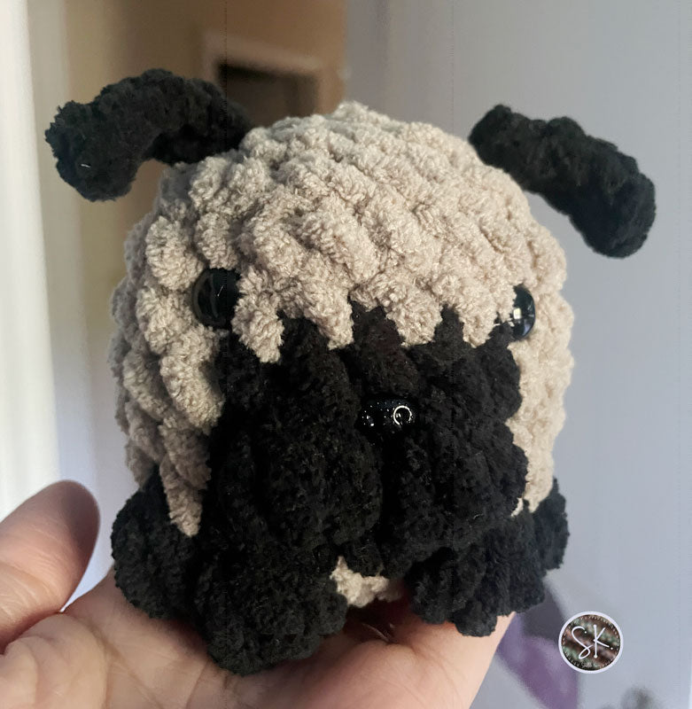 Amigurumi Pug Puppy